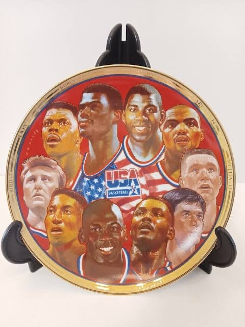M.J THE COME BACK UPPER DECK BRADFORD & 1992 FIRST TEN CHOSEN USA OLYMPIC PLATES (SET OF 2)