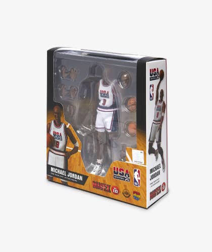 MAFEX MICHAEL JORDAN DREAM TEAM 92' TEAM USA