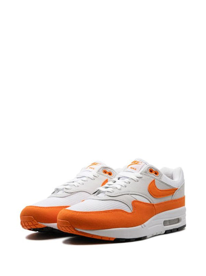 AIR MAX 1 WOMENS SAFETY ORANGE