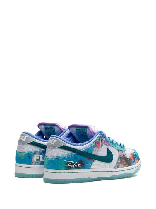 NIKE SB DUNK LOW FUTURA LABORATORIES BLEACHED AQUA