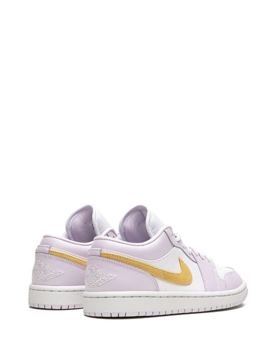 AIR JORDAN 1 LOW BARELY GRAPE (W)