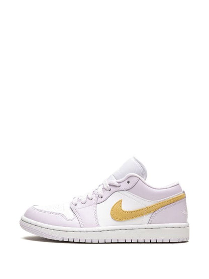 AIR JORDAN 1 LOW BARELY GRAPE (W)