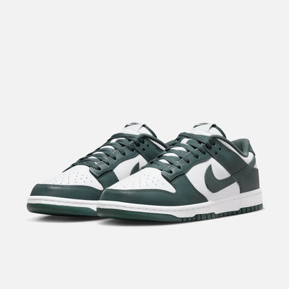 NIKE DUNK LOW VINTAGE GREEN (W)