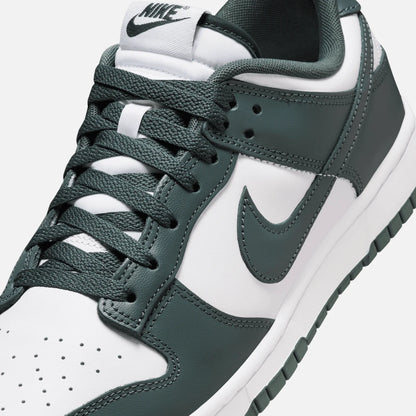 NIKE DUNK LOW VINTAGE GREEN (W)