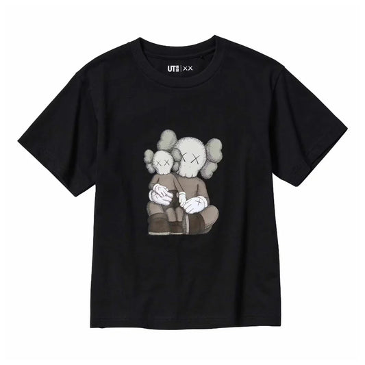 KAWS X UNIQLO UT SHORT SLEEVE GRAPHIC T-SHIRT BLACK