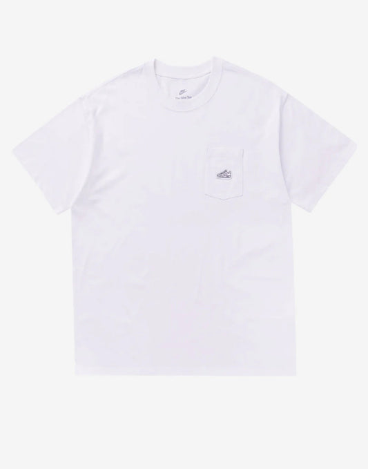 NIKE AIR FORCE 1 LOW LOGO T-SHIRT  WHITE